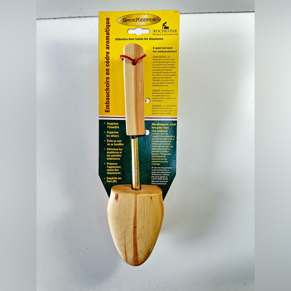 Wooden Shoe Stretcher with Red Accent
